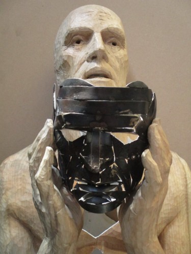 Scultura intitolato "via-la-maschera-004…" da Ezio Morini, Opera d'arte originale