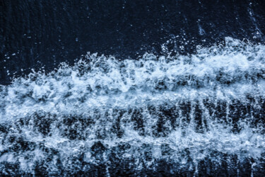 Photography titled "Waves | 2" by Fabiana Chiarelli, Original Artwork, Digital Photography