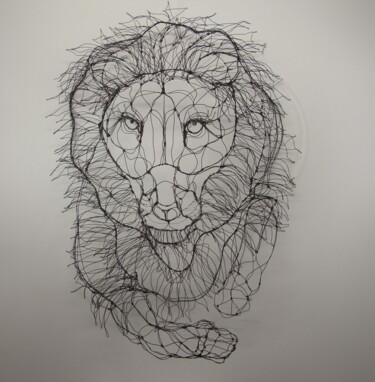 Sculpture titled "Lion trophée 3D" by Fabienne Quenard, Original Artwork, Wire