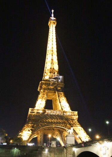 Photographie intitulée "Tour Eiffel 3" par Fabrice Meslin (Fabzoo), Œuvre d'art originale, Photographie numérique