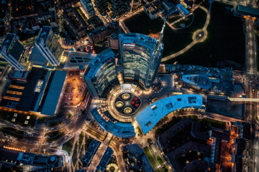 Photographie intitulée "Milan aerial view" par Fabrizio Villa, Œuvre d'art originale, Photographie numérique