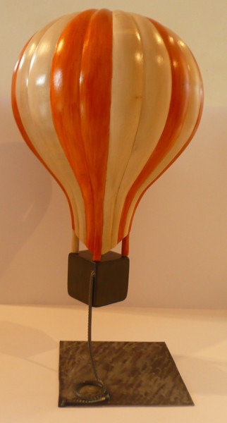Sculpture titled "montgolfière" by Fabien Bochard, Original Artwork, Wood