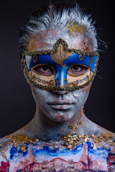 Creative podium makeup in Venetian lady style Фотография под названием "Creative podium mak…" - Faces Studio, Подлинное произведение искусства,