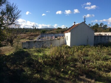 Fotografia intitulada "Cemitério da Aldeia" por Fatima Fernandes, Obras de arte originais, Fotografia digital