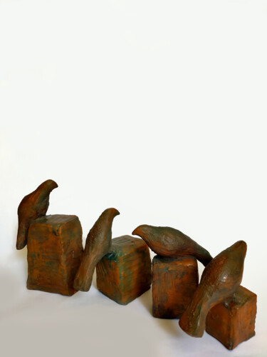 Скульптура под названием "Uccelli" - Federico Womb, Подлинное произведение искусства, Терракота
