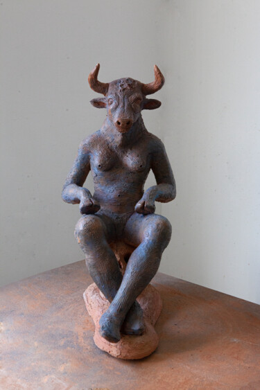 Malerei mit dem Titel "Minotaura scultura" von Federico Womb, Original-Kunstwerk, Terra cotta