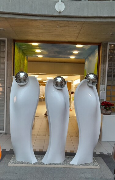 Sculpture titled "Les passants" by Félix Gagliardi, Original Artwork, Plaster