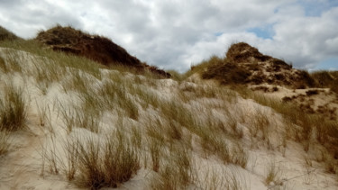 Fotografia intitolato "Dune landscape on S…" da Myriam, Opera d'arte originale, Fotografia digitale