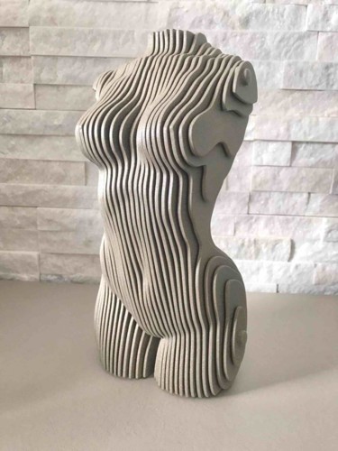 Escultura intitulada "Woman 1" por Filippo Pietro Castrovinci, Obras de arte originais, Metais