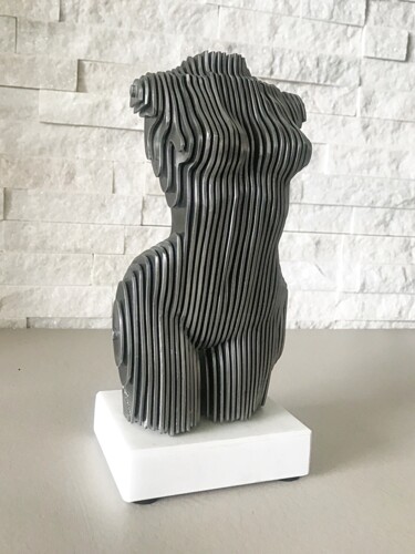 Escultura titulada "Priscilla (Ultimo e…" por Filippo Pietro Castrovinci, Obra de arte original, Metales