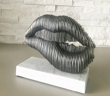 Escultura titulada "koinè" por Filippo Pietro Castrovinci, Obra de arte original, Metales