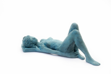 Sculpture intitulée "Nu assoupi" par Jeanine Fitou Valens, Œuvre d'art originale, Résine