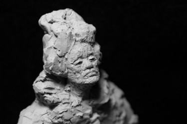 Sculptuur getiteld "Clay Face 48" door Fleur Elise Noble, Origineel Kunstwerk, Terra cotta
