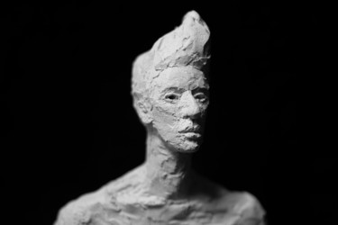 Sculpture titled "Clay Face 80" by Fleur Elise Noble, Original Artwork, Terra cotta