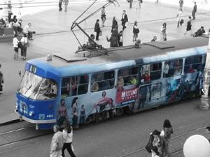 Photographie intitulée "Tramway à Zagreb (C…" par Florent Dorer, Œuvre d'art originale