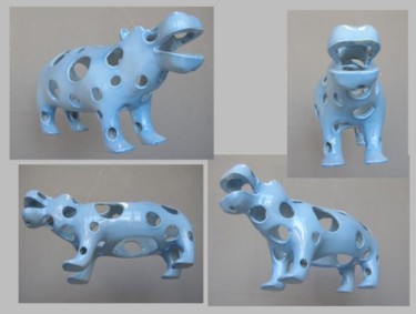 Skulptur mit dem Titel "hippo bulle I" von Sculi / Fluxli, Original-Kunstwerk, Kunststoff