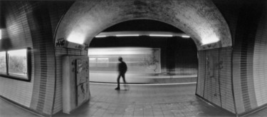 Fotografie mit dem Titel "Metro 6" von Bernhard Lüttmer, Original-Kunstwerk