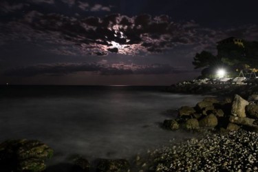 Fotografie mit dem Titel "Moonlightseries I" von Bernhard Lüttmer, Original-Kunstwerk