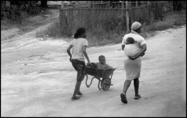 Photographie intitulée "Transport.jpg" par Florence Pouget-Landrieu, Œuvre d'art originale