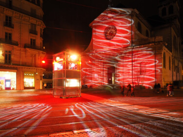 Photographie intitulée "La place rouge" par Florence Pouget-Landrieu, Œuvre d'art originale, Photographie numérique