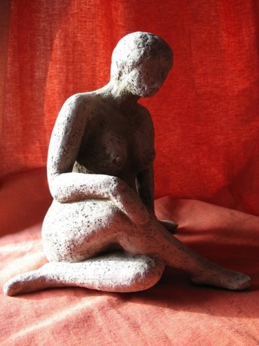 Sculpture intitulée "Femme assise" par Florence Pouget-Landrieu, Œuvre d'art originale, Terre cuite
