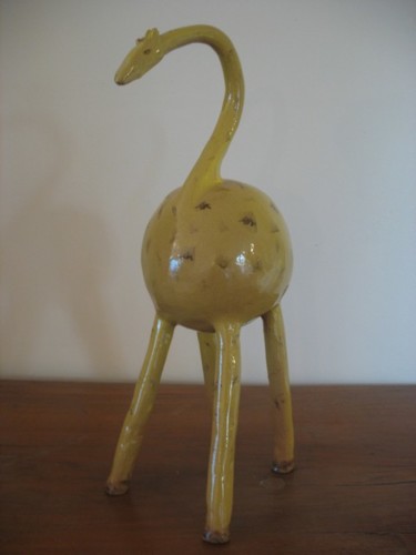 Sculpture intitulée "Girafe boule" par Florence Pouget-Landrieu, Œuvre d'art originale, Terre cuite