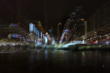 Photographie intitulée "Nuées urbaines" par François Tondeur, Œuvre d'art originale, Light Painting