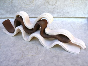 Sculpture titled "Vague écumante" by Francoise Favre, Original Artwork, Ceramics