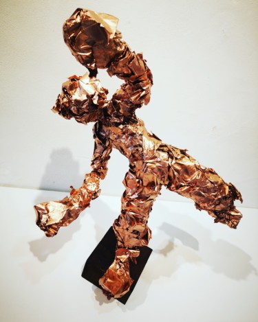 Sculpture intitulée "L'ESQUIVE" par Fran, Œuvre d'art originale, Papier mâché