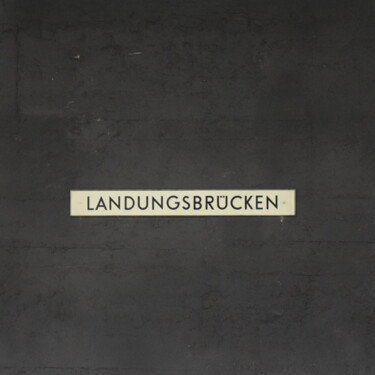 Fotografie getiteld "Landungsbrücken - w…" door Frank Wichmann, Origineel Kunstwerk, Digitale fotografie