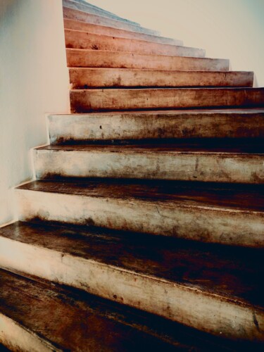 Photographie intitulée "Treppe zum Unbekann…" par Frank Wichmann, Œuvre d'art originale, Photographie numérique