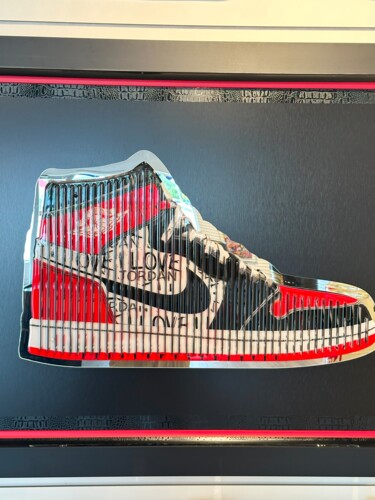 Escultura titulada "Jordan Sneaker" por Fred Meurice, Obra de arte original, Resina