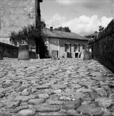 Photographie intitulée "Sur le pont" par Frédéric Duchesnay, Œuvre d'art originale, Photographie argentique