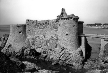 Fotografie getiteld "Vieux château" door Frédéric Duchesnay, Origineel Kunstwerk, Film fotografie