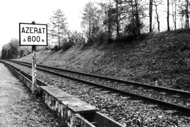 Photographie intitulée "Azerat 800 mètres" par Frédéric Duchesnay, Œuvre d'art originale, Photographie argentique