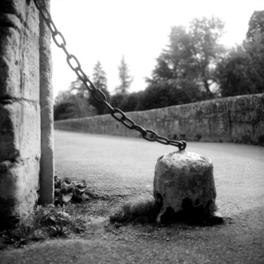 Photographie intitulée "La chaine" par Frédéric Duchesnay, Œuvre d'art originale, Photographie argentique