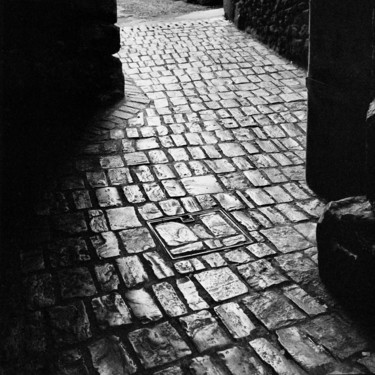 Photography titled "Ruelle" by Frédéric Duchesnay, Original Artwork, Analog photography