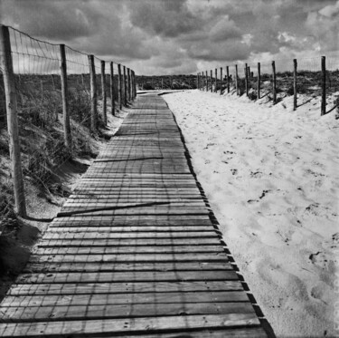 Photography titled "A la plage" by Frédéric Duchesnay, Original Artwork, Analog photography