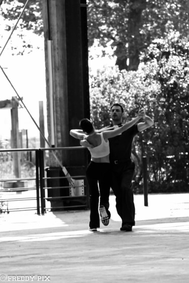 Photographie intitulée "danse" par Freddy Pix, Œuvre d'art originale, Photographie numérique
