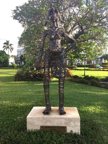 Sculpture intitulée "La princesse de Gpa…" par Freddy Tsimba, Œuvre d'art originale