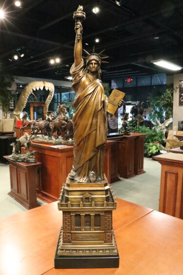Sculpture intitulée "Statue of Liberty B…" par Frédéric-Auguste Bartholdi, Œuvre d'art originale, Bronze