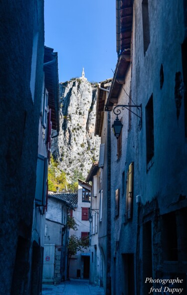 Photography titled "castellane," by Frederic Dupuy, Original Artwork, Digital Photography