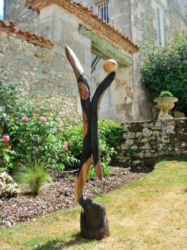 Sculpture titled "L'accomplissement" by Frédéric Boiron, Original Artwork, Wood