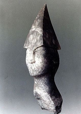 Sculpture intitulée "Guerrière" par Frederique De Meester, Œuvre d'art originale, Pierre