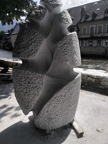 Skulptur mit dem Titel "Croissance" von Gilbert Frizon, Original-Kunstwerk, Stein