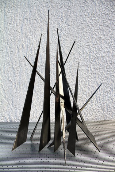 Sculpture intitulée "GOTIK 1" par Fred#29, Œuvre d'art originale, Métaux