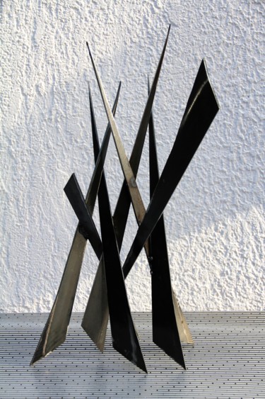 Sculpture intitulée "GOTIK 2" par Fred#29, Œuvre d'art originale, Métaux