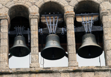 Photography titled "Aux trois cloches" by Gabriel Cotelle, Original Artwork, Digital Photography