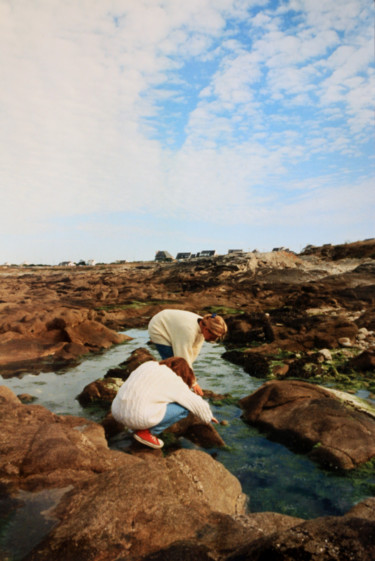 Photography titled "les ramasseuses de…" by Gabriel Cotelle, Original Artwork, Analog photography