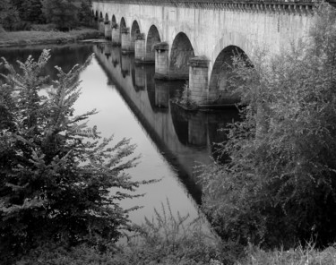 Photographie intitulée "le pont au dix arch…" par Gabriel Cotelle, Œuvre d'art originale, Photographie numérique